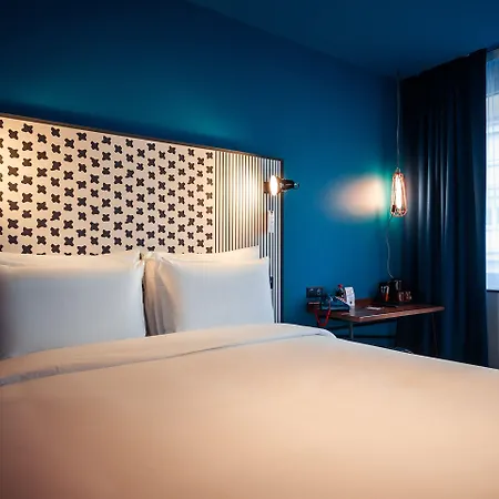 Boma Easy Living Hotell 4*